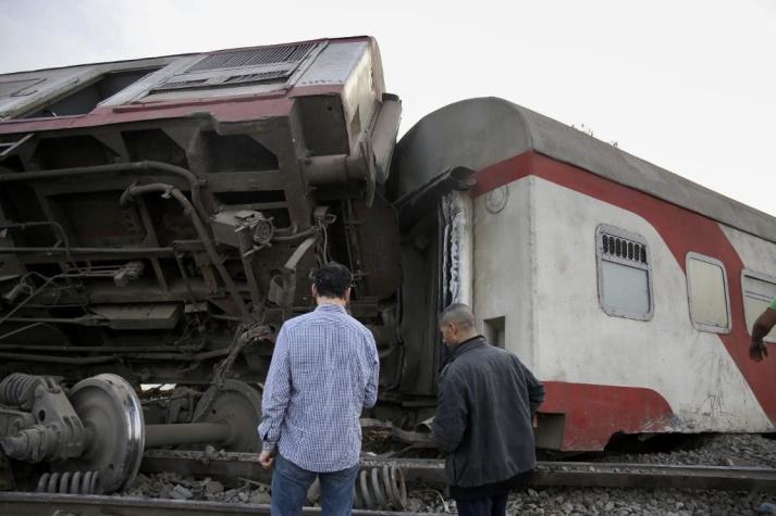 Al menos 11 muertos y cerca de un centenar de heridos tras accidente ferroviario en Egipto