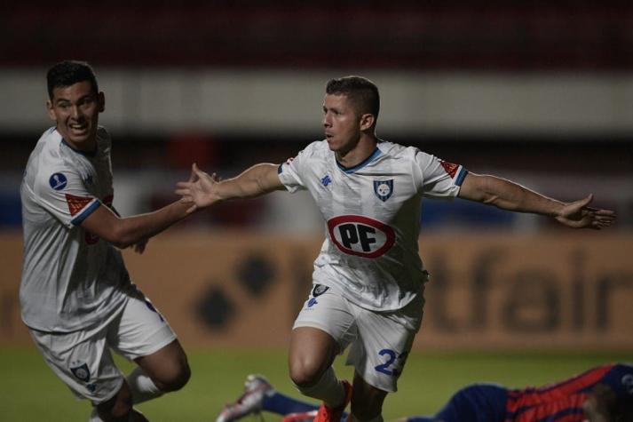 Huachipato da la sorpresa y vence a San Lorenzo en Argentina en su debut en la Copa Sudamericana