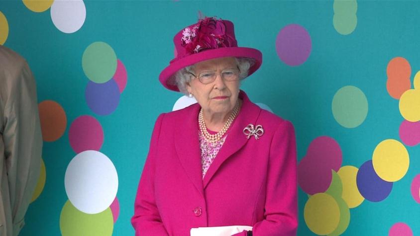 [VIDEO] Viuda y en pandemia: El triste cumpleaños 95 de la reina Isabel II