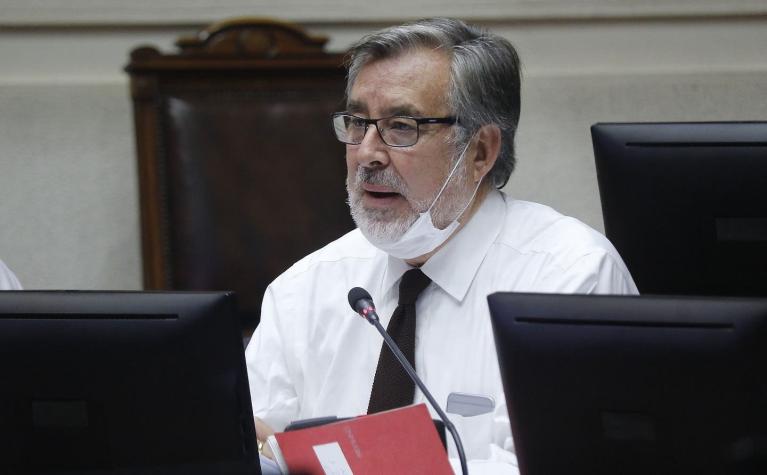 Guillier reactiva debate por destitución de Piñera y pide pronunciamiento a Comisión de Constitución