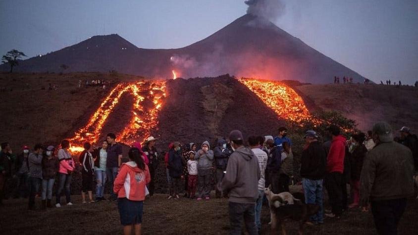 Guatemala: la lava del volcán Pacaya está a punto de tragarse a la localidad de Patrocinio