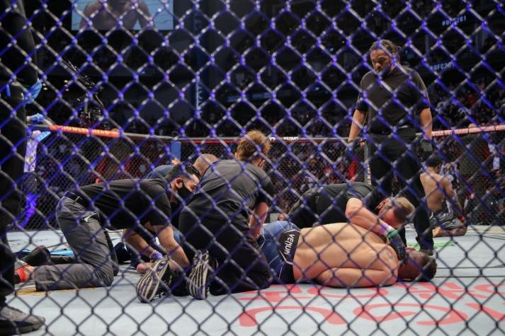 [VIDEO] Impactante: Luchador de la UFC se rompió la pierna a los 13 segundos de pelea