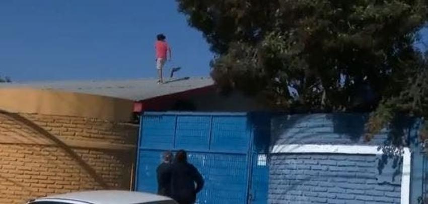 Niños escapan por segundo día de hogar de menores en Rancagua: algunos subieron a techos