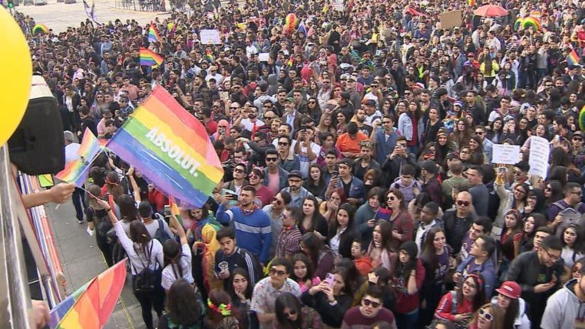 [VIDEO] Encuesta revela que 89,3% de personas LGTBIQ+ se ha sentido discriminada