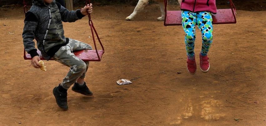 CEP: El 23% afirma que cuidado de niños en pandemia ha generado "mucha tensión" con su pareja