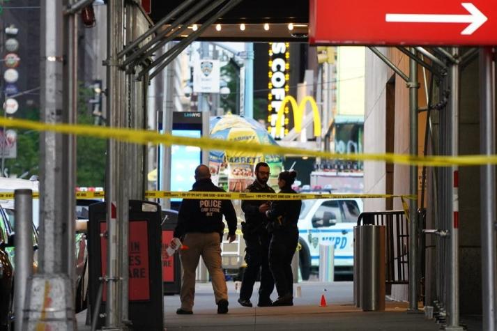 Dos mujeres y una niña de 4 años resultan heridas a bala en tiroteo en Times Square