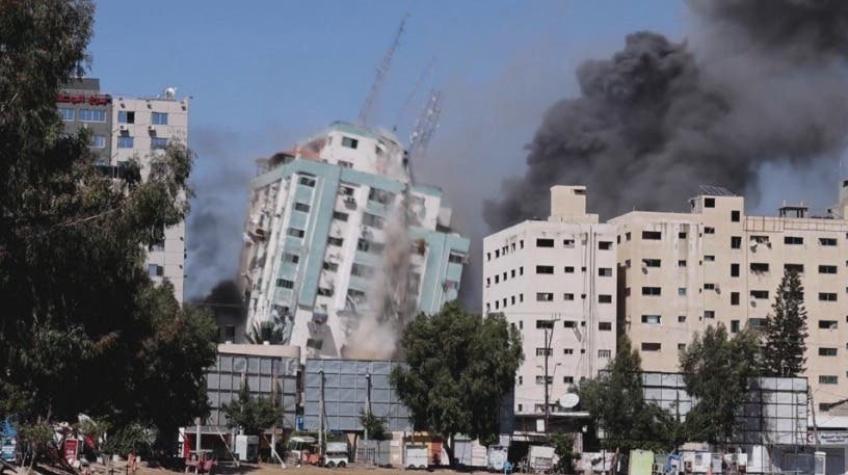 [VIDEO] Israel bombardea edificio de prensa en Gaza