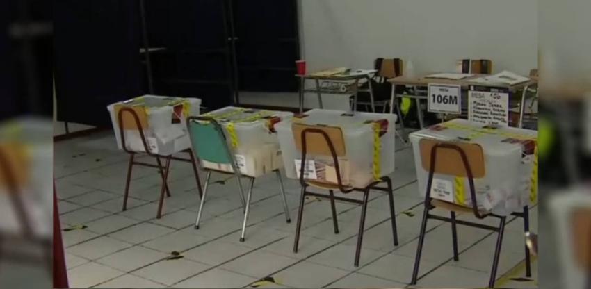 Vocales de mesa denuncian que urnas tenían los sellos plásticos abiertos en Independencia