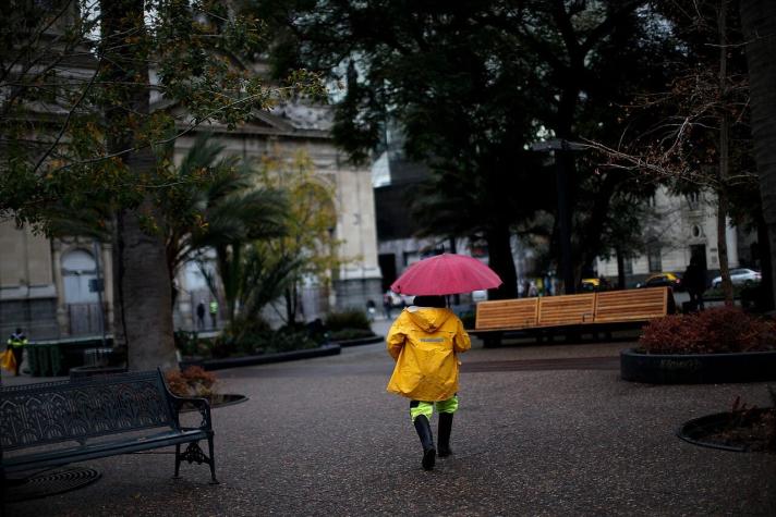 ¿Se acerca la lluvia a Santiago?: pronostican posibles precipitaciones para esta semana en la RM