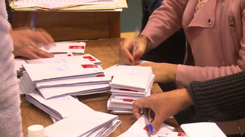 [VIDEO] Candidatos piden recontar votos por alcaldía de Arauco