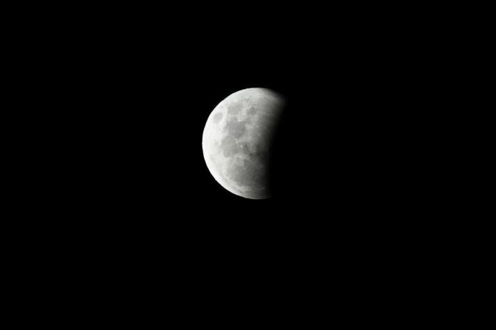 [EN VIVO] Sigue la transmisión del eclipse lunar total (y que esta vez incluye súper luna)