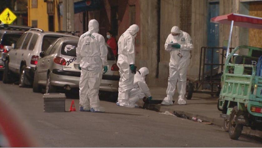 [VIDEO] Balacera deja un muerto y dos heridos en Recoleta: no descartan un "ajuste de cuentas"