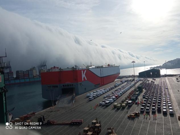 "Batallón" de nubes se apreció en las comunas del sur de Valparaíso: ¿De qué se trata?