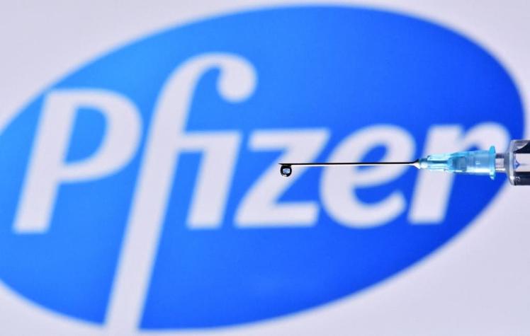 Vacuna Pfizer: Estudio sugiere que aplicación de sólo una dosis es menos eficaz contra variantes