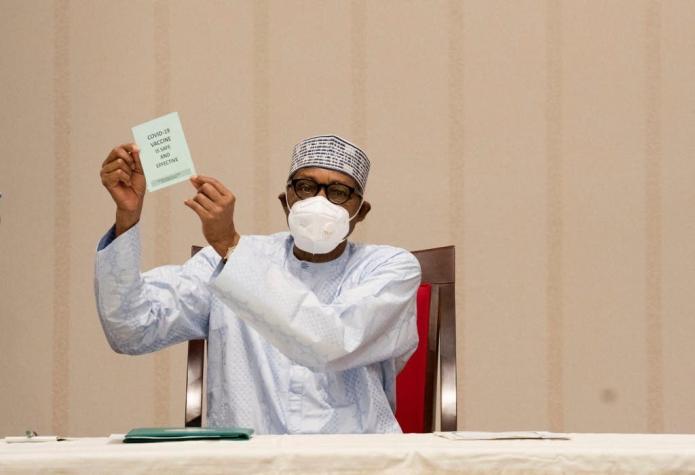 Gobierno de Nigeria se venga de Twitter tras bloqueo de un mensaje del presidente Buhari