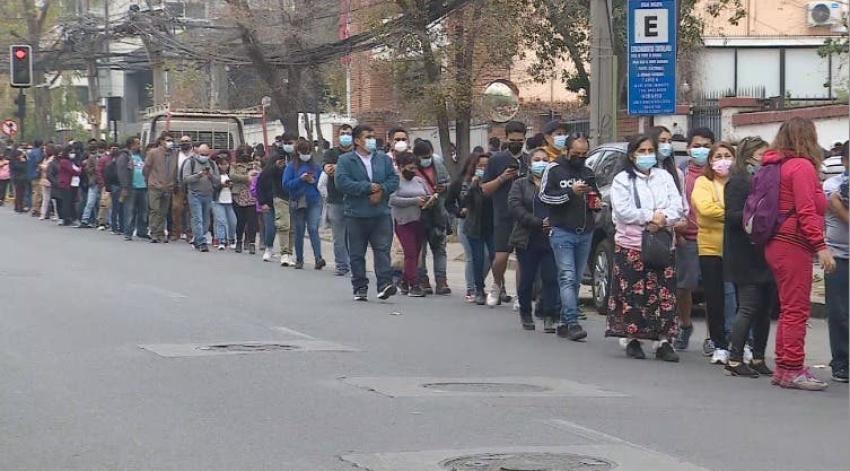 [VIDEO] Presidenciales en Perú: Masiva asistencia de peruanos a locales de votación en Chile
