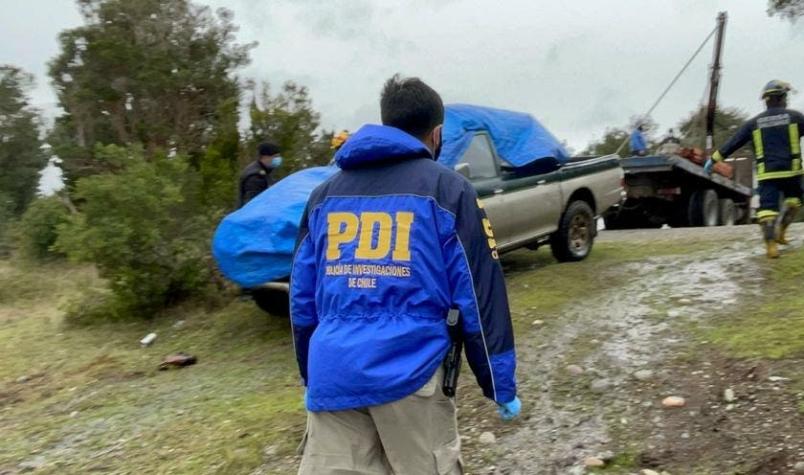 Chonchi: Encuentran dos cuerpos al interior de camioneta sumergida en lago Tepuhueico