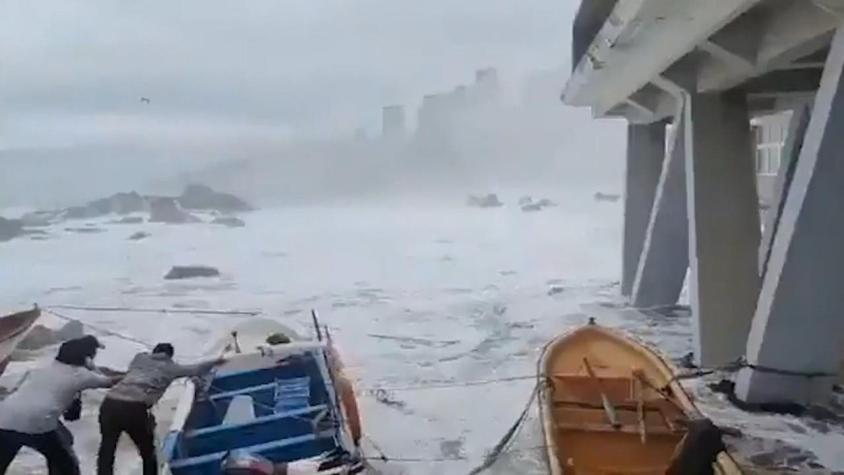 [VIDEO] Marejadas: Olas de hasta siete metros azotaron el litoral central