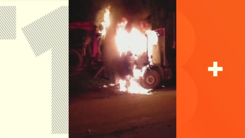 [VIDEO] 5 camiones quemados tras dos ataques incendiarios en Angol