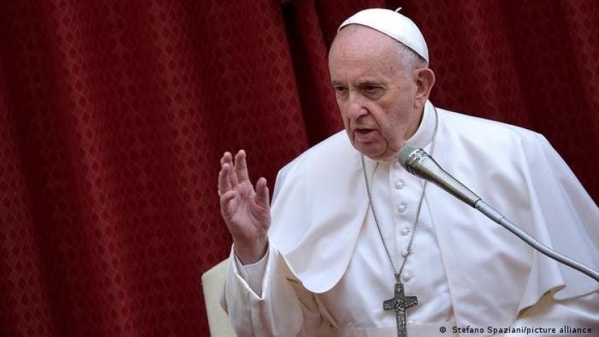 Papa Francisco defiende derechos de trabajadores: "La propiedad privada es un derecho secundario"