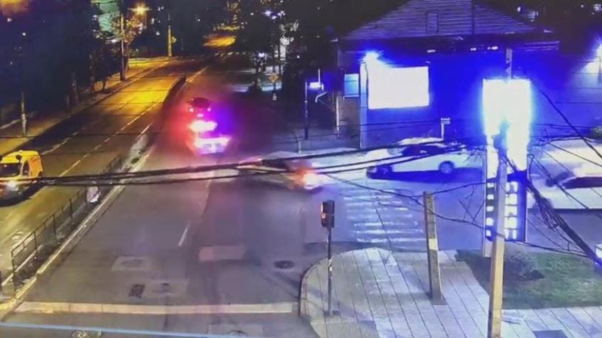 [VIDEO] Conductor ebrio protagoniza persecución en Ñuñoa: fue contra el tránsito y chocó a delivery