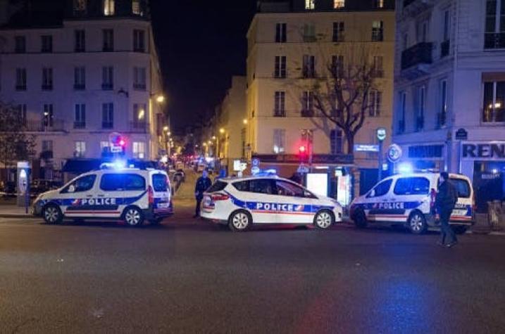 Varios heridos en disturbios tras multitudinarias fiestas clandestinas en Francia