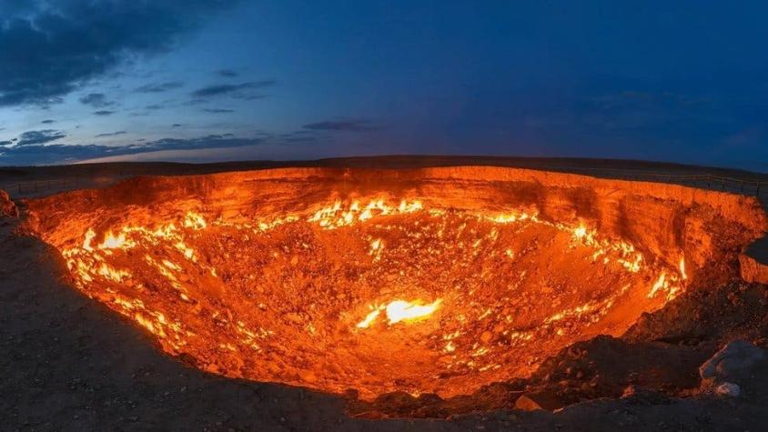 El misterio del cráter de Darvaza: ¿qué provoca el fuego de "las puertas del infierno"?