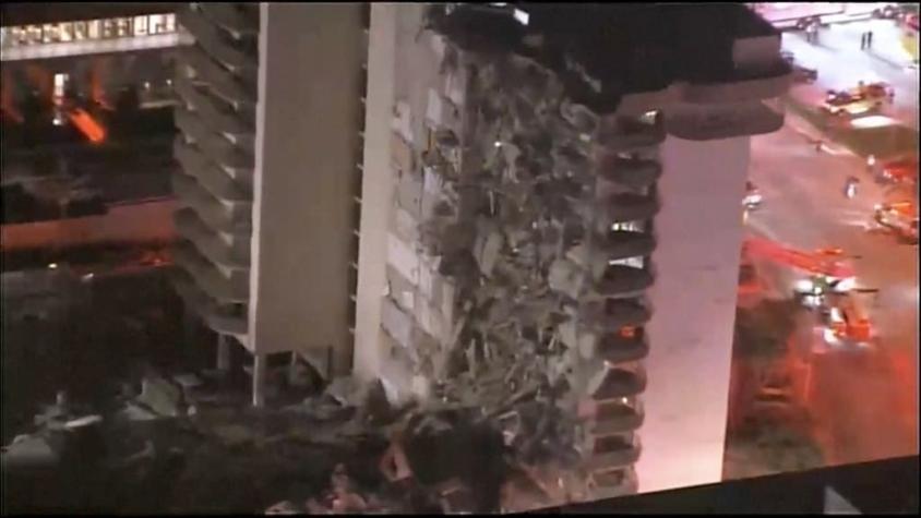 [VIDEO] Derrumbe de un edificio en Miami: rescatistas buscan sobrevivientes en los escombros