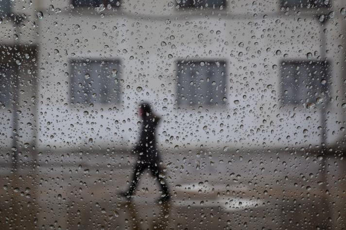 Lluvia en la Región Metropolitana: Hasta qué hora se extenderán las precipitaciones