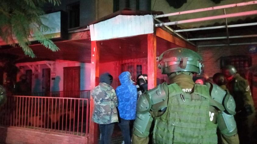 24 detenidos en fiesta clandestina en la comuna de Providencia