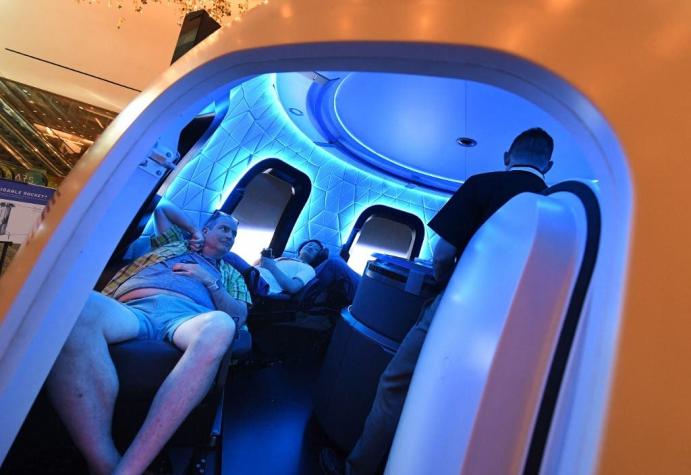 Una mujer de 82 años viajará con Jeff Bezos al espacio en julio