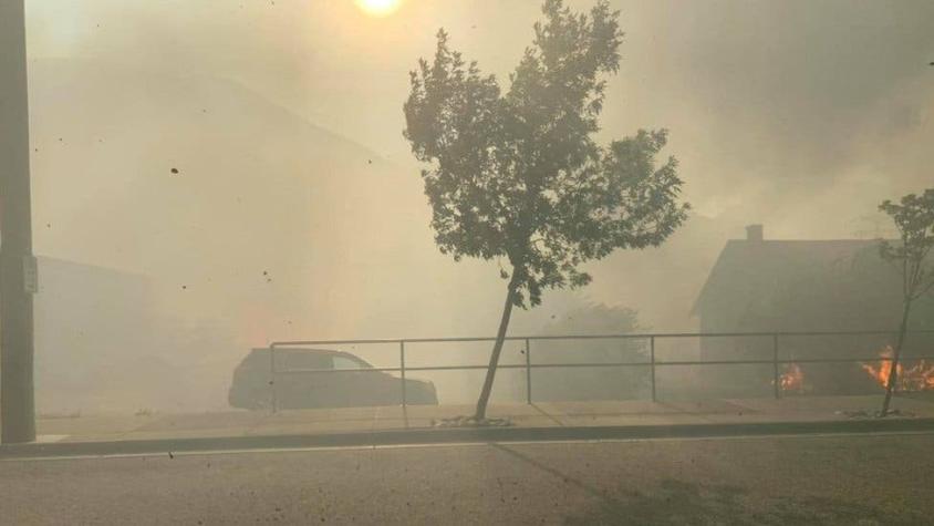 "Está en llamas": evacuan ciudad donde se registró la temperatura más alta de la historia de Canadá