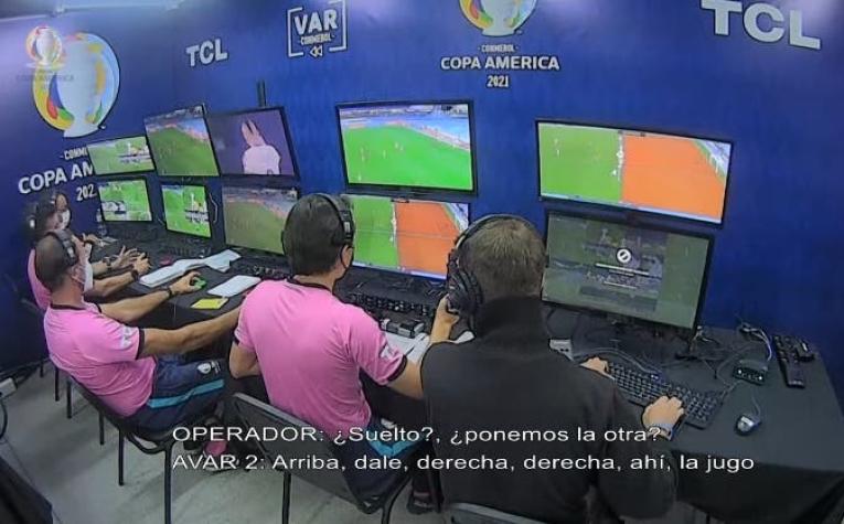 “Está muy fino”: Conmebol revela audio del VAR con el gol anulado a Eduardo Vargas
