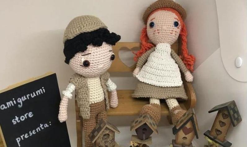 Tienda de "amigurumi" vende adorables muñecos a crochet que prometen atraer a la "buena suerte"