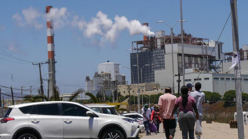 Adelantan cierre de cuatro centrales eléctricas a carbón de Mejillones y Puchuncaví