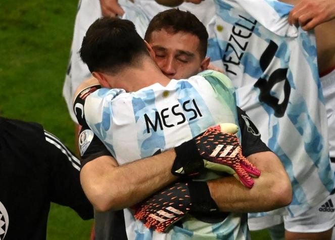 "Mirá que te como": Emiliano Martínez se adueña de los memes de Argentina vs Colombia
