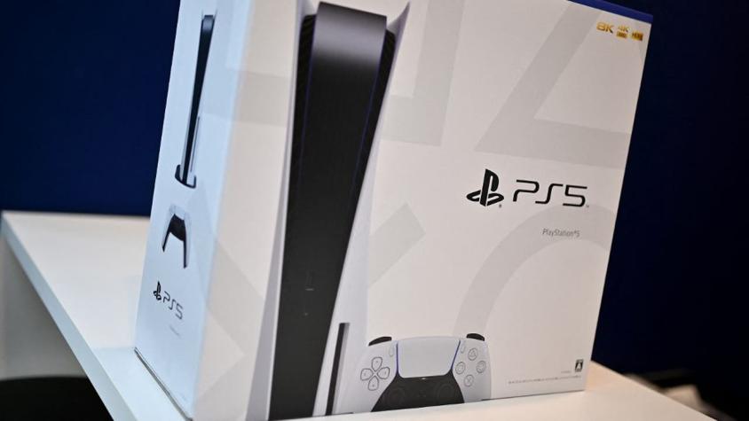 Papelón de Sony: Tuvo que borrar un spot donde aparecía su PS5 al revés