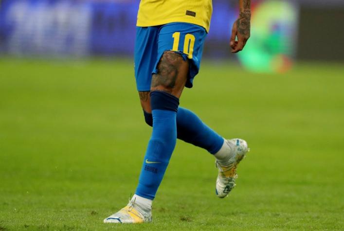 Jugó así casi todo el 1° tiempo: short roto de Neymar se roba las miradas en final de Copa América