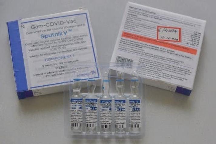 Rusia anuncia acuerdo para producir en India 300 millones de dosis al año de su vacuna Sputnik V