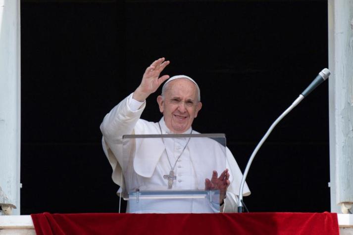 Papa Francisco salió del hospital tras su operación de colon