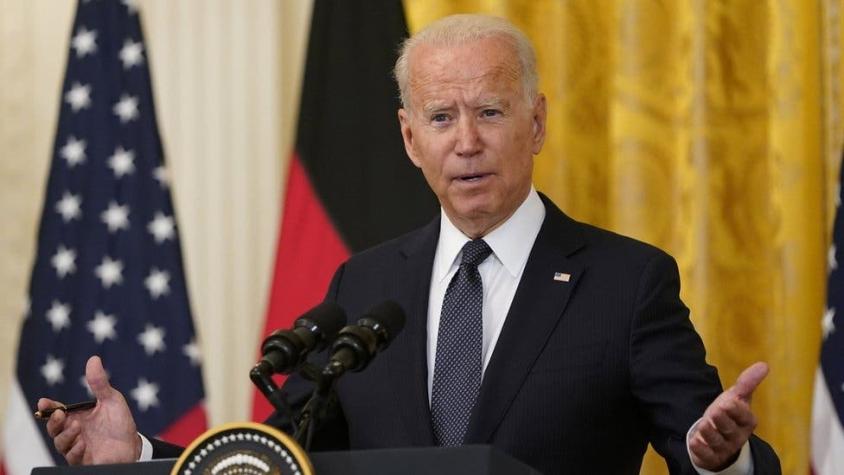 Biden afirma que EE.UU. estudia cómo restaurar internet en Cuba