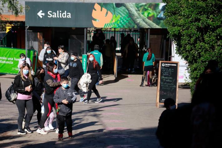[VIDEO] Santiaguinos aprovechan nuevas libertades del Paso a Paso