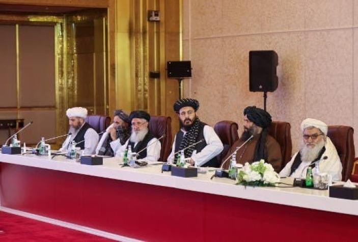 Jefe de los talibanes a favor de "una solución política en Afganistán"