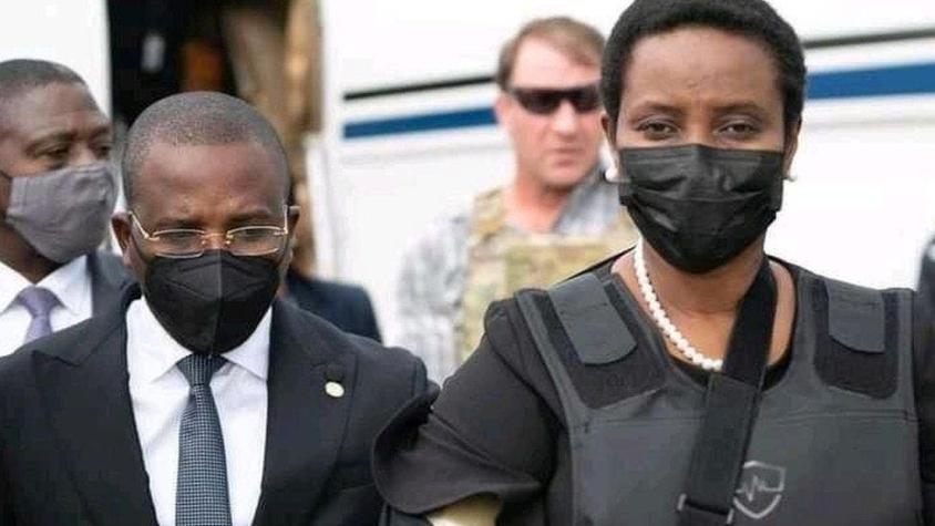 Haití: la esposa del presidente asesinado Jovenel Moïse regresa al país tras sobrevivir al ataque