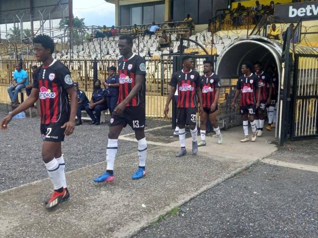 Escándalo en el fútbol de Ghana: jugador anota dos autogoles para estropear resultado arreglado