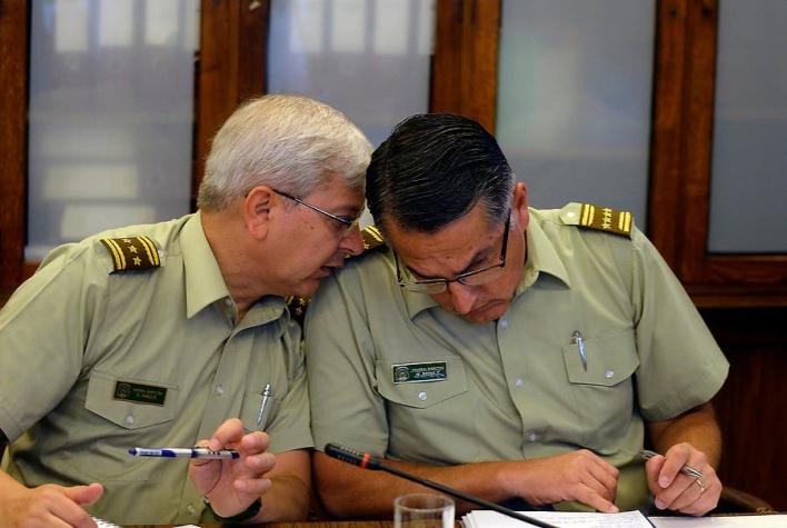 Violaciones a DD.HH: Amnistía Internacional pide investigar a generales Rozas (R) y Yañez