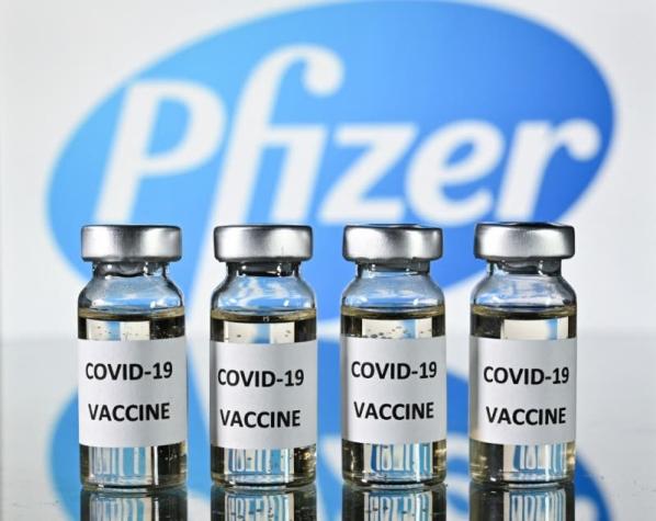 Pfizer prevé USD 33.500 millones de ingresos por venta de vacunas anticovid este año