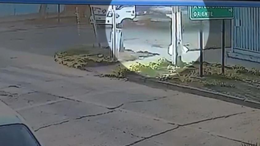 [VIDEO] Repartidor de gas grave en San Ramón:Intervino en discusión de conductores y lo atropellaron