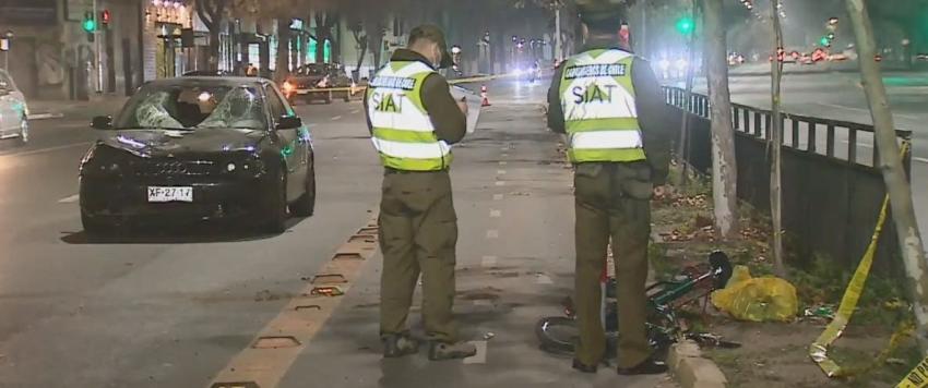 Ciclista falleció tras ser atropellado en el centro de Santiago