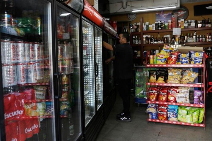 Nueva ley de alcoholes: Todas las personas deberán mostrar carnet al comprar bebidas alcohólicas Nueva ley de alcoholes: Todas las personas deberán mostrar carnet al comprar bebidas alcohólicas